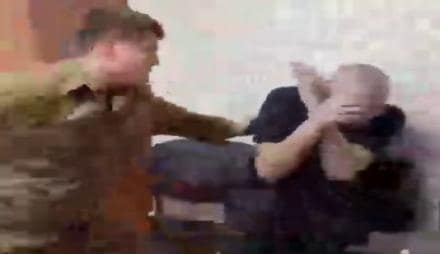 Син Кадирова побив в СІЗО обвинуваченого у спаленні Корану