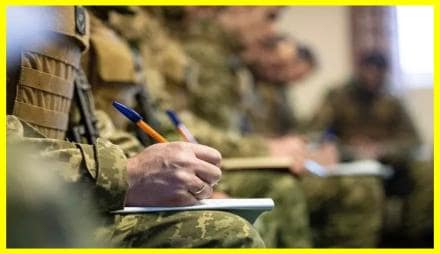 Чоловіки які виїхали з України хочуть "попросити" з'явитися в призовні пункти