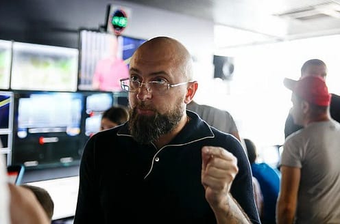 У керівника телеканалів Медведчука злодії викрали понад 8 мільйонів