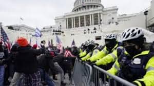 Під час штурму Капітолію застрелили дівчину