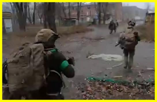 Ukrainian military heroically defend Pokrovsk