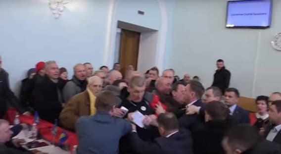 Саакашвілі влаштував бійку 