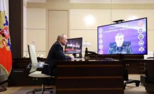 Putin's computer is running an old Windows XP operating system