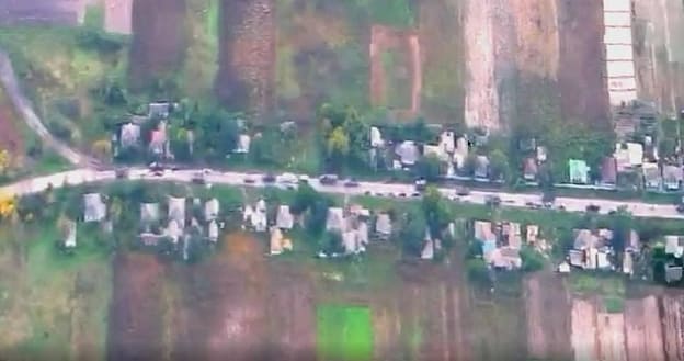 Окупанти вишикувалися в колони, щоб прорватися з оточення під Лиманом