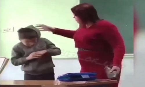 Під Львовом вчителька мови «подзатильниками» учить дітей