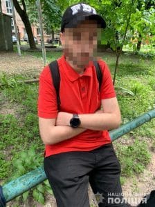 Оператора канала Медведчука задержали с наркотиками