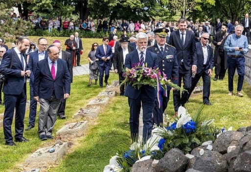 Peter Pavel urged to defeat Russia!