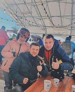Украинцы массово делятся кадрами встречи с Владимиром Зеленским в Буковеле