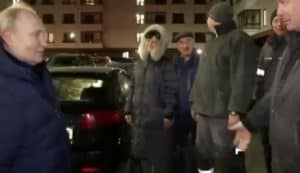 Як насправді зустрічали Путіна в окупованому Маріуполі
