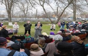 Тимошенко без маски устроила встречу со своими сторонниками Тимошенко без маски устроила встречу со своими сторонниками