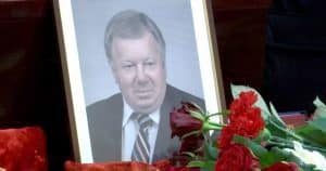 Володимир Зеленський прибув на панахиду по покійному Олександру Дегтярьову