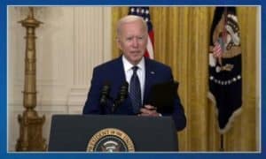  Джо Байден выступил с обращением по поводу России